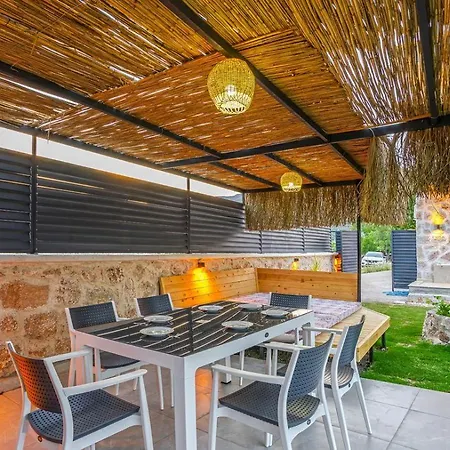 Stonehouse 1 Apartament Kaş