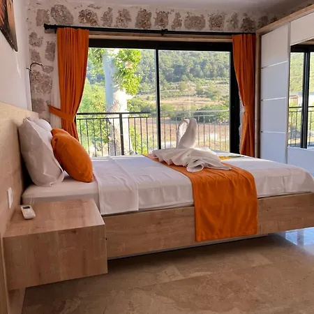Stonehouse 1 Apartament Kaş