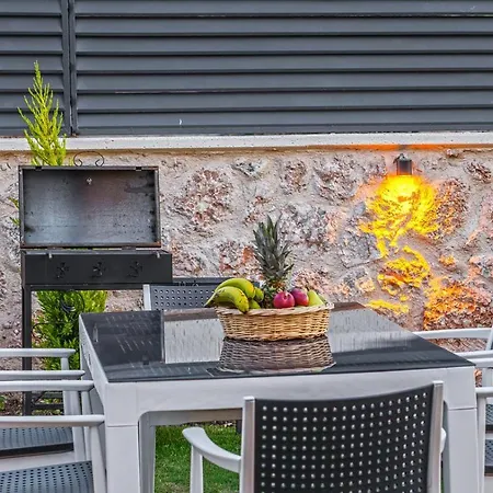 Stonehouse 1 公寓 卡斯