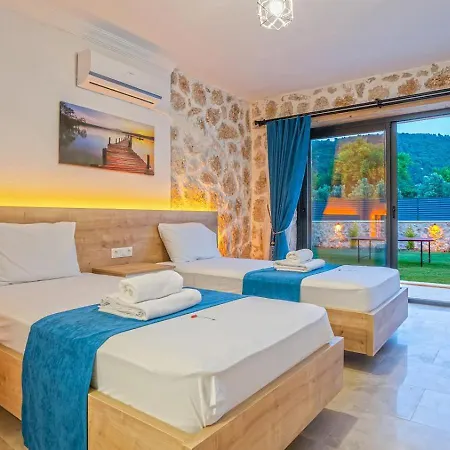 Stonehouse 1 * Kaş